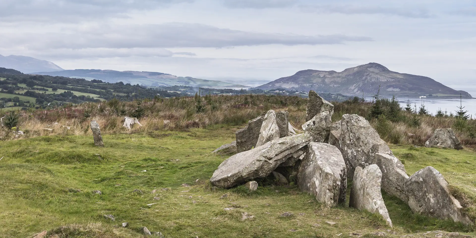 The Giants' Graves at South End