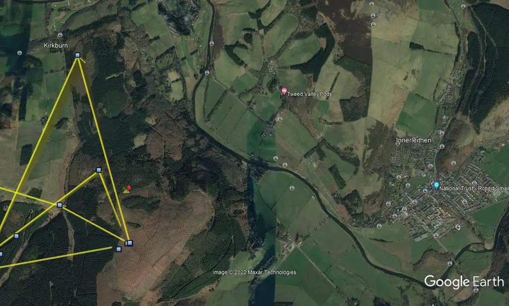 map of the boarders with yellow triangle flight paths showing the birds flights